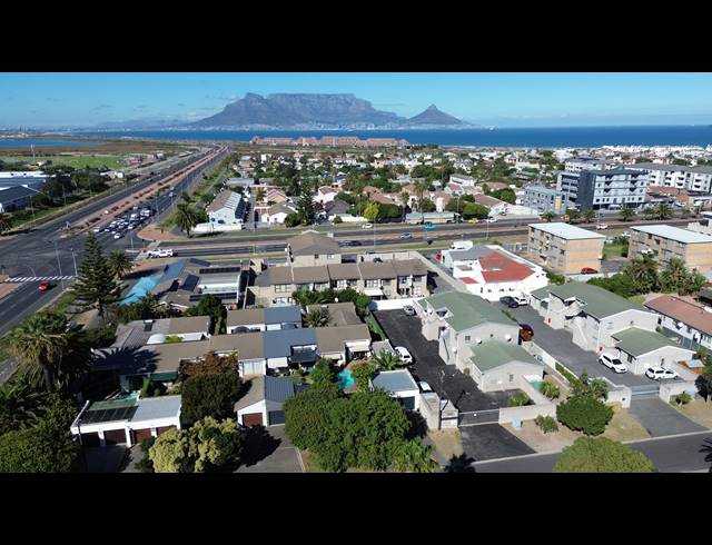 830M² VACANT LAND FOR SALE IN TABLE VIEW